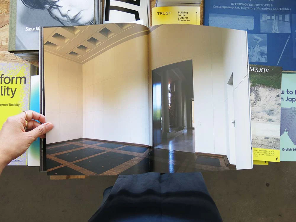 PRE-ORDER: Casa de Serralves - Image 5