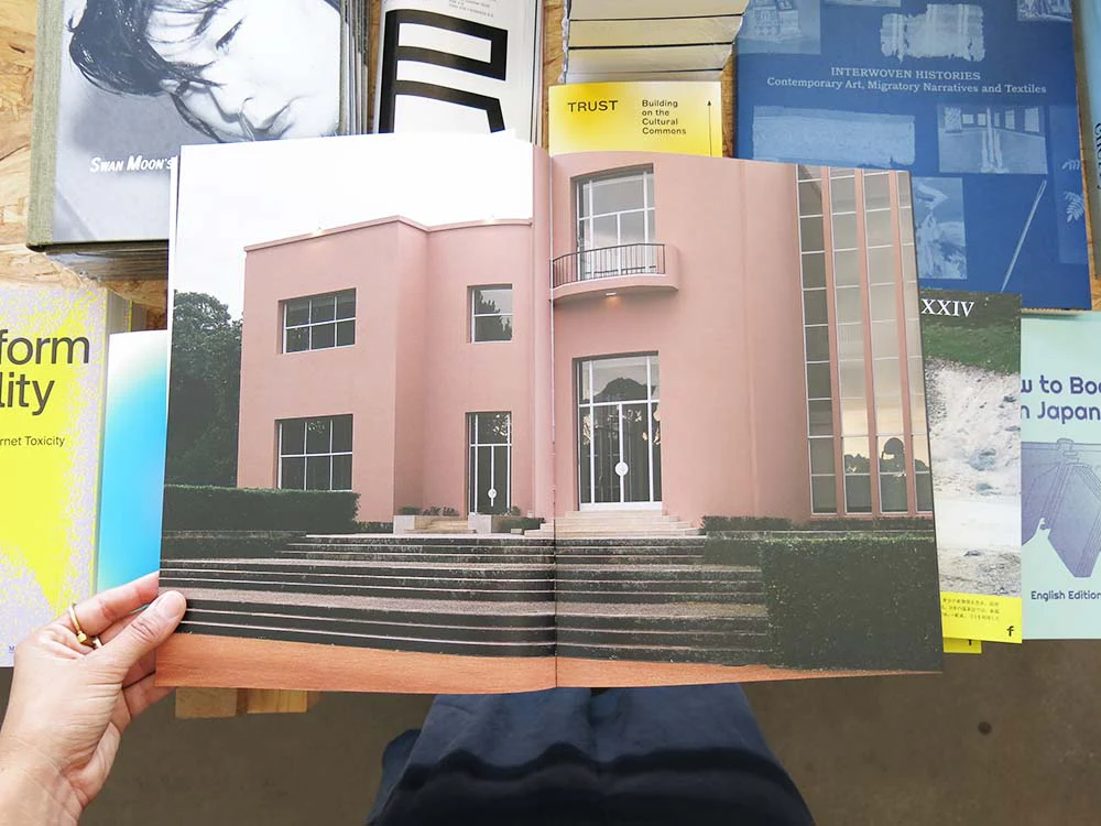 PRE-ORDER: Casa de Serralves - Image 9