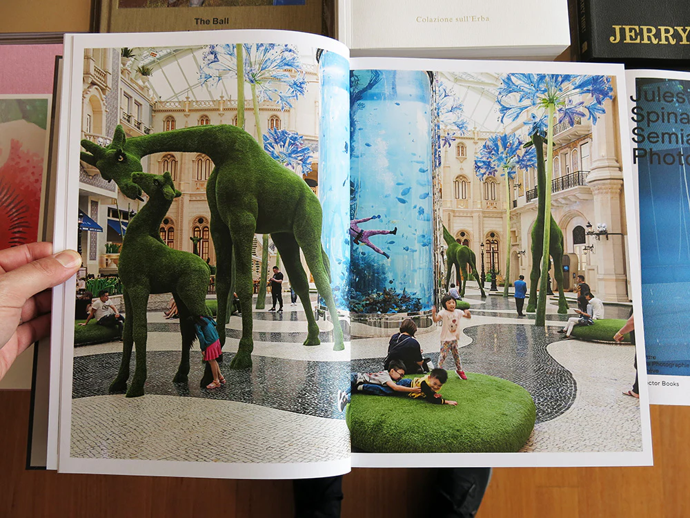 Christian Lutz – The Pearl River - Image 4