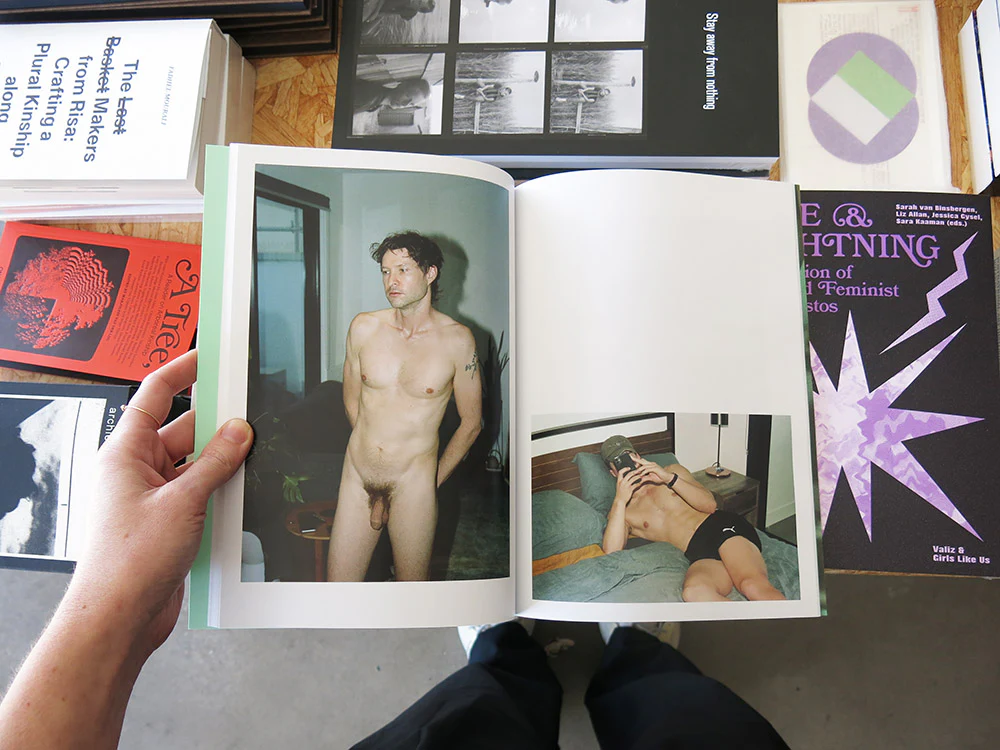 Drew Pettifer – I know a place - Image 5