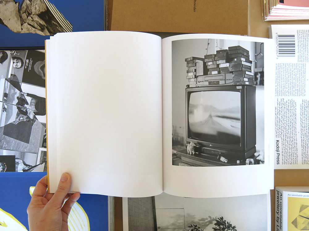 Heavy Volume III - Image 4