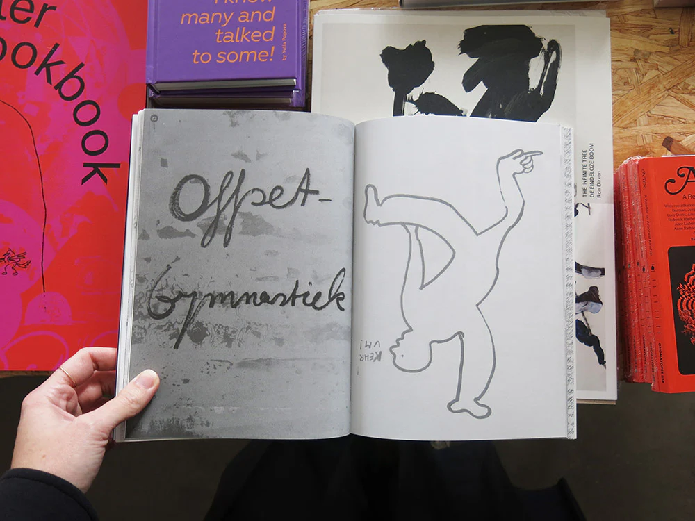 In the Wake of Blind Navigation. Boekie Woekie – Books by Artists - Image 7