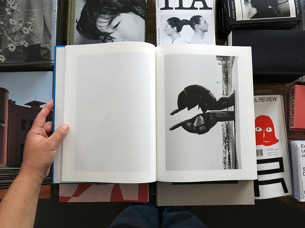 Jan Kempenaers – Memorials - Image 2