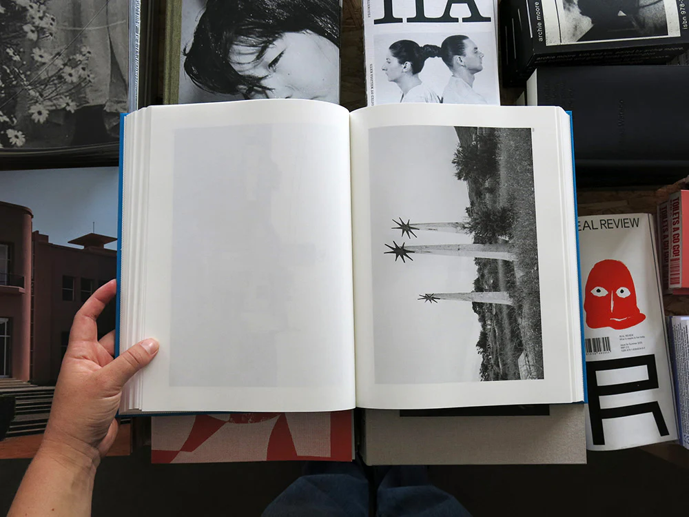 Jan Kempenaers – Memorials - Image 7