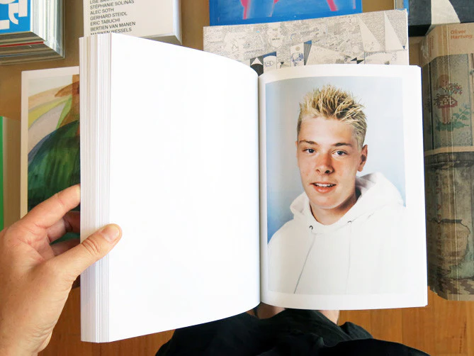 Jens Klein - The Applicants - Image 9