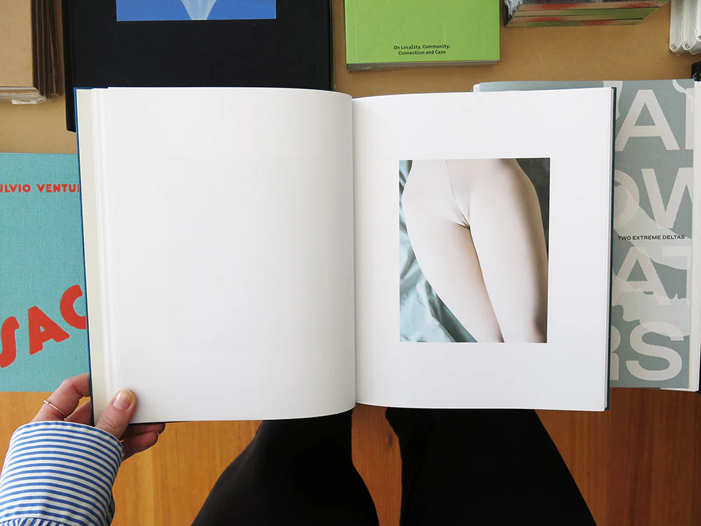 Jet Swan – Material - Image 4