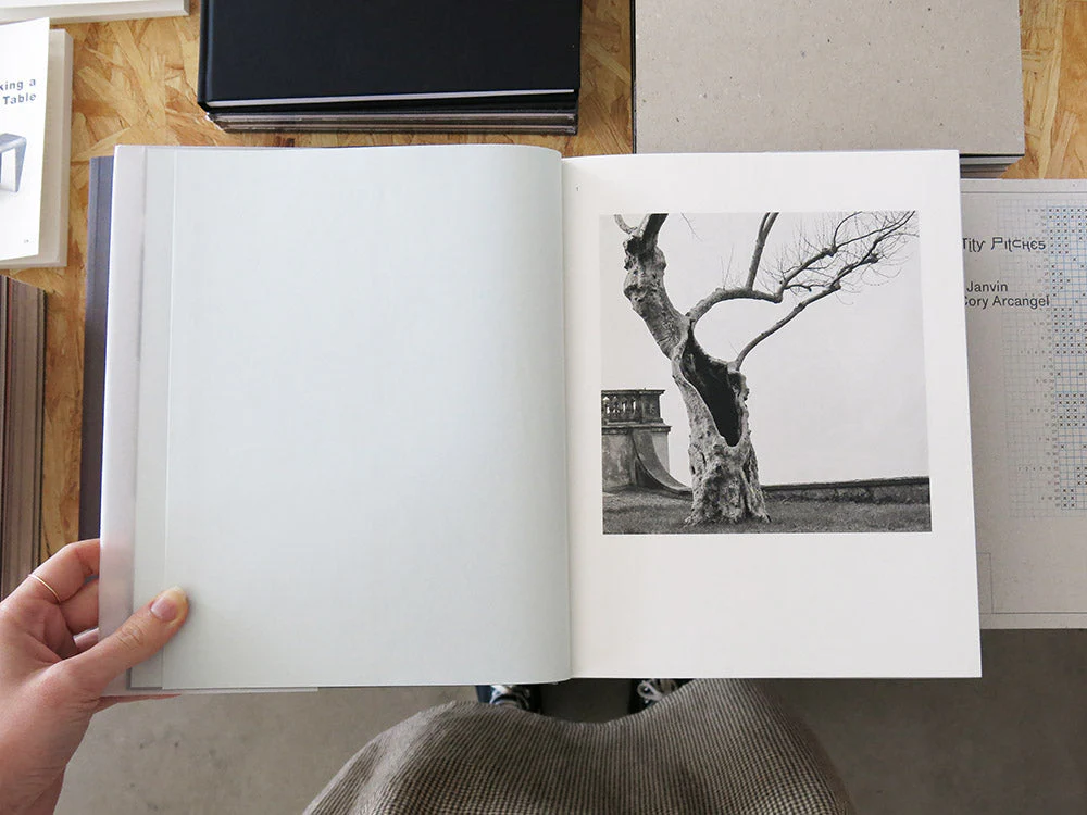 Joan Fontcuberta – Contravisiones - Image 2