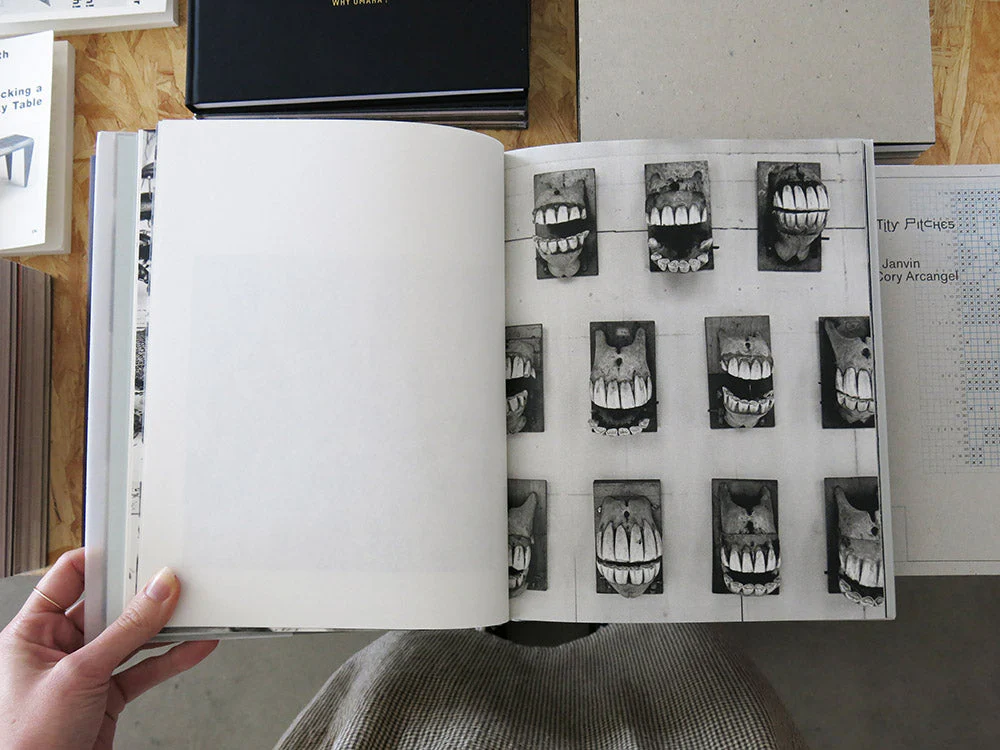 Joan Fontcuberta – Contravisiones - Image 5
