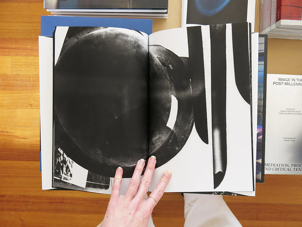 Kikuji Kawada – Chizu [Maquette Edition] - Image 7