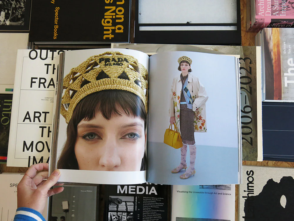 LoveWant Issue 33 - Image 6