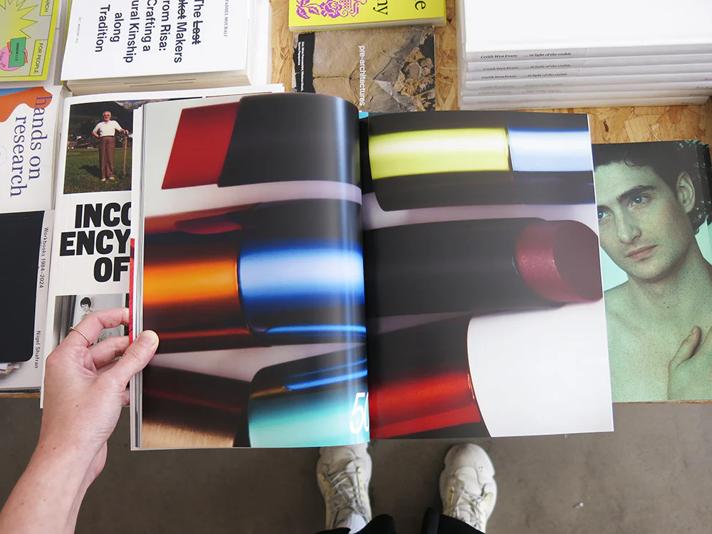 LoveWant Issue 39 - Image 6