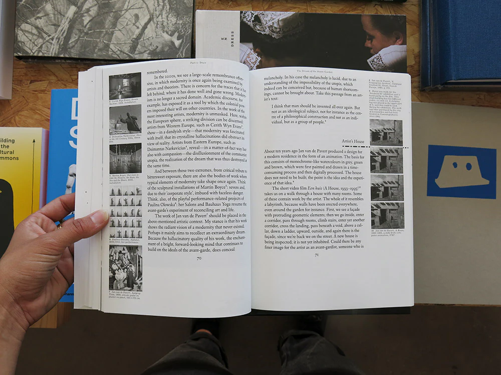 Mark Kremer ā Beautiful Madness: Art Writing as Art Curating - Image 3