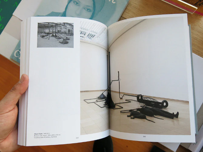 Mark Manders – Reference Book - Image 4