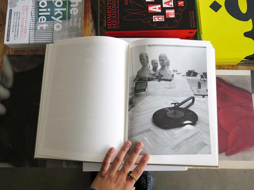 Mark Manders – Studio Snapshots - Image 4