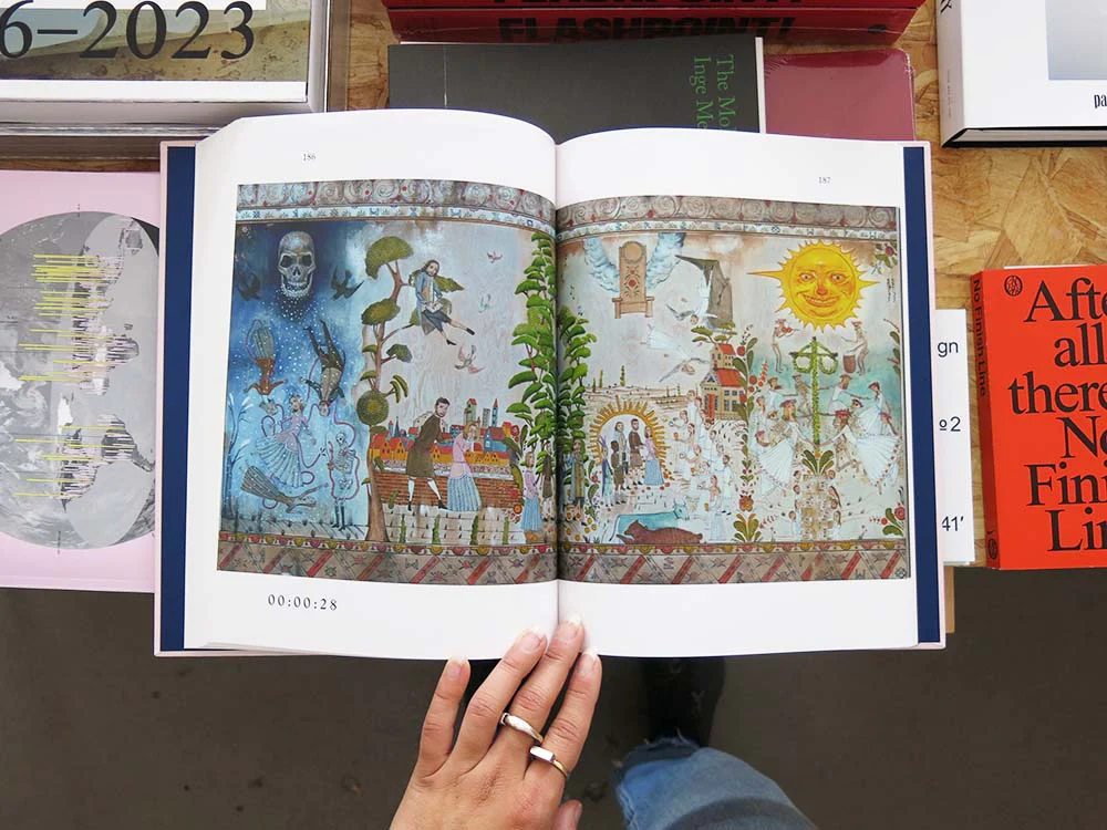 Midsommar Screenplay Book - Image 7