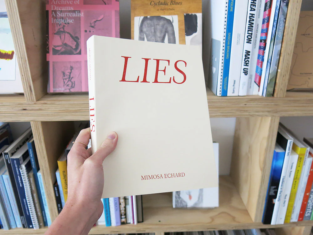 Mimosa Echard: Lies