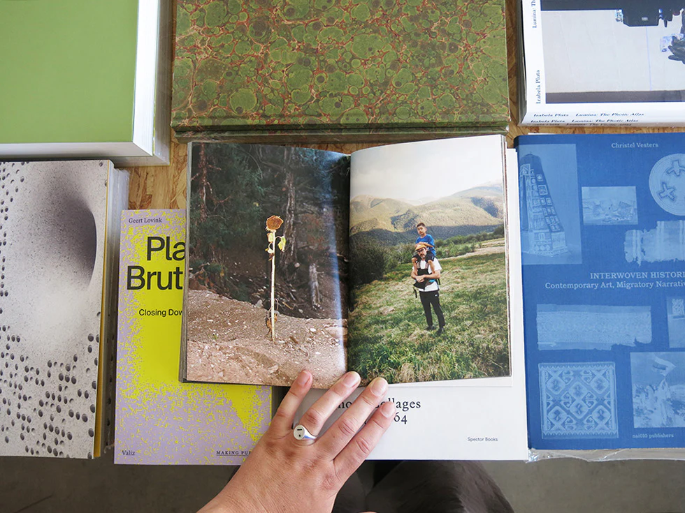 Peter Sutherland – Button Smasher - Image 11