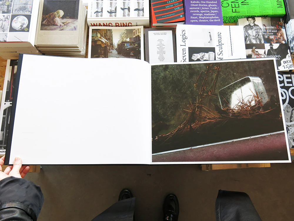 Phil Jung – Windscreen - Image 2