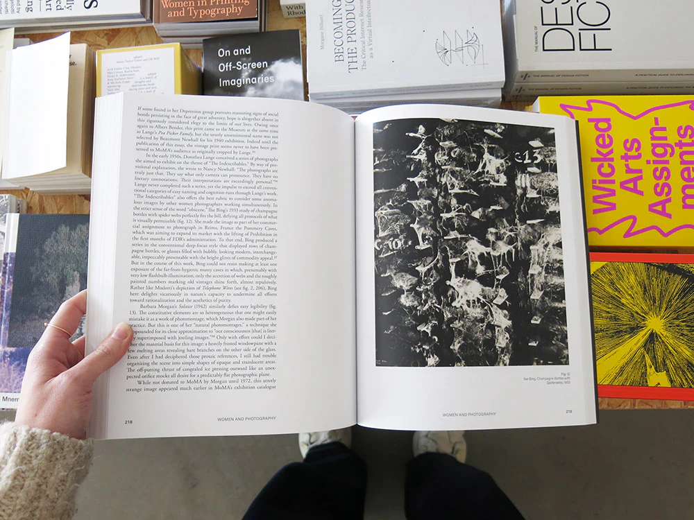 Sally Stein – Close-ups from Afar: Selected Short and Longer Essays on Social Uses of Photography - Image 8