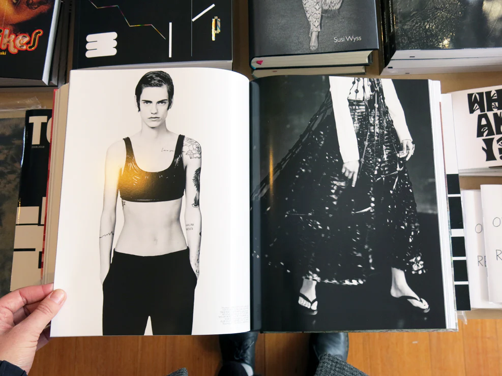 Self Service 50: Twenty Five Years - Image 10