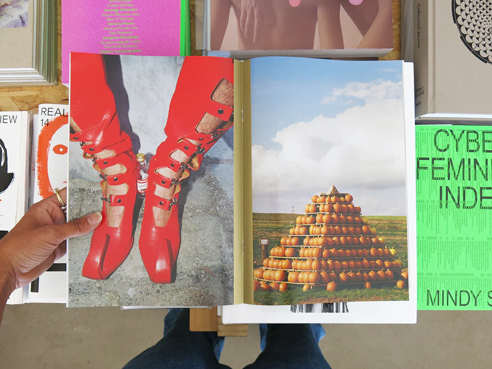 VISIONS BY #4: People about Material Cultures - Image 6