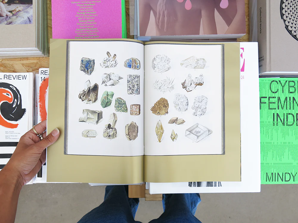 VISIONS BY #4: People about Material Cultures - Image 9