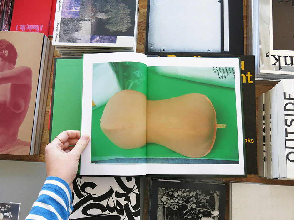 Viviane Sassen – Folio - Image 2
